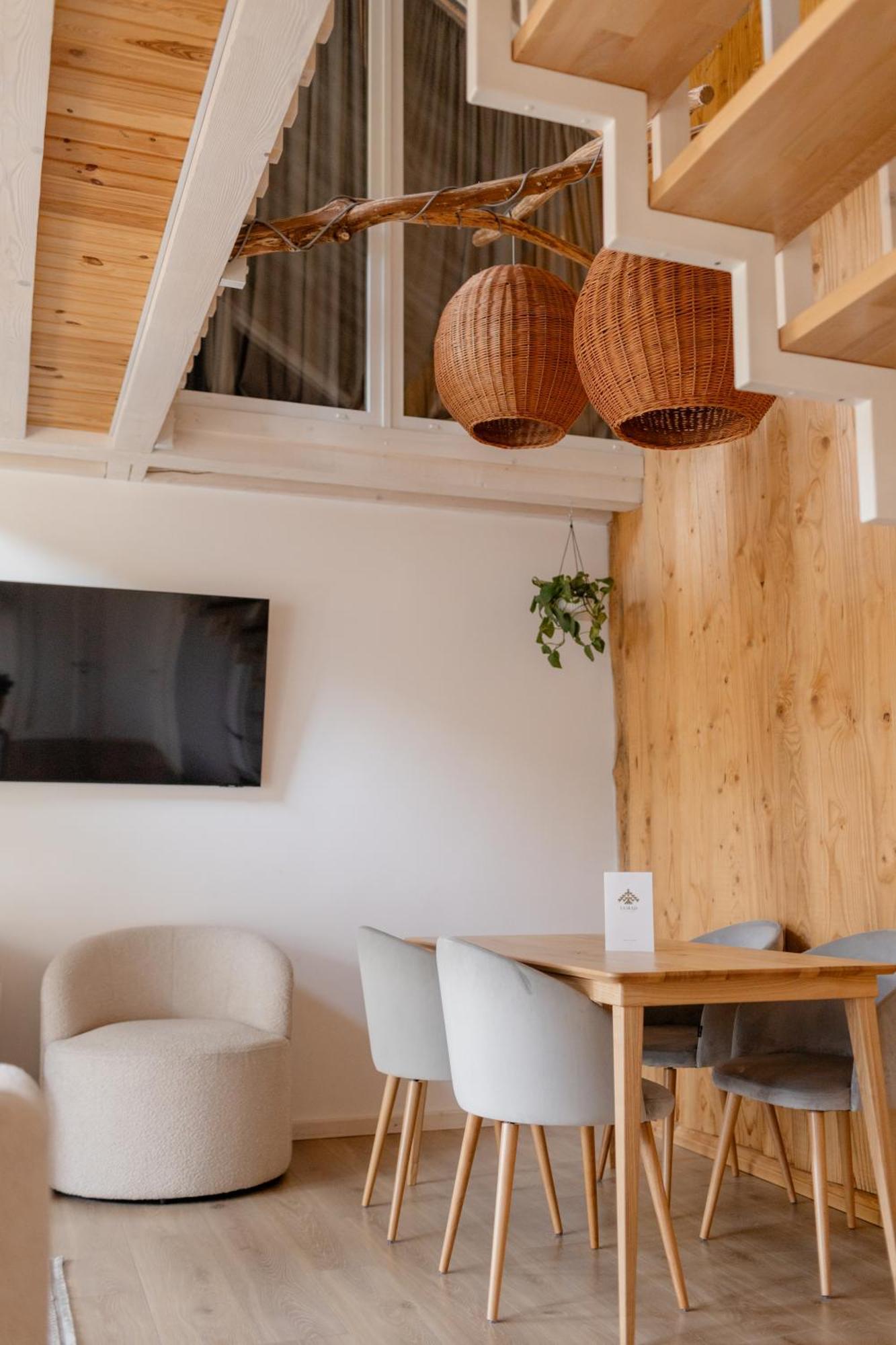 Chalet Ugrad Family з чаном-джакузі