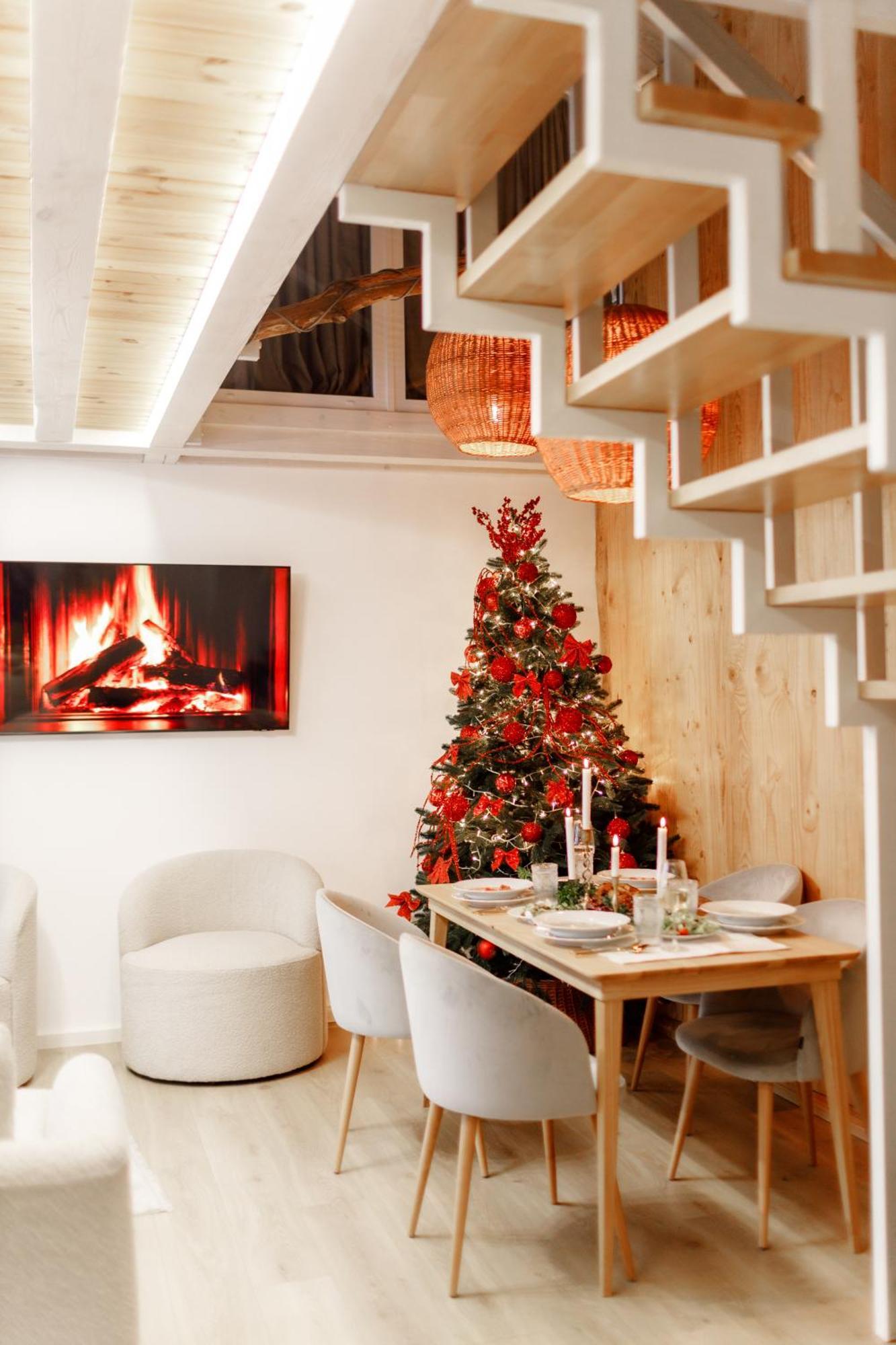 Chalet Ugrad Family з чаном-джакузі *